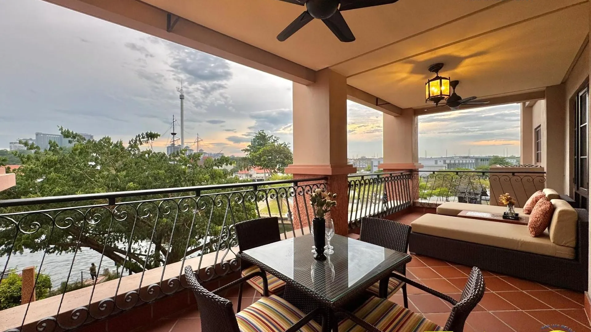 Malacca Casaderio Residences Deluxriversuite Walk5Minstojonkerst By Heystay Management מלזיה